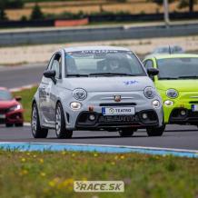 AUTO FORUM RACING