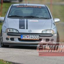 AUTO FORUM RACING